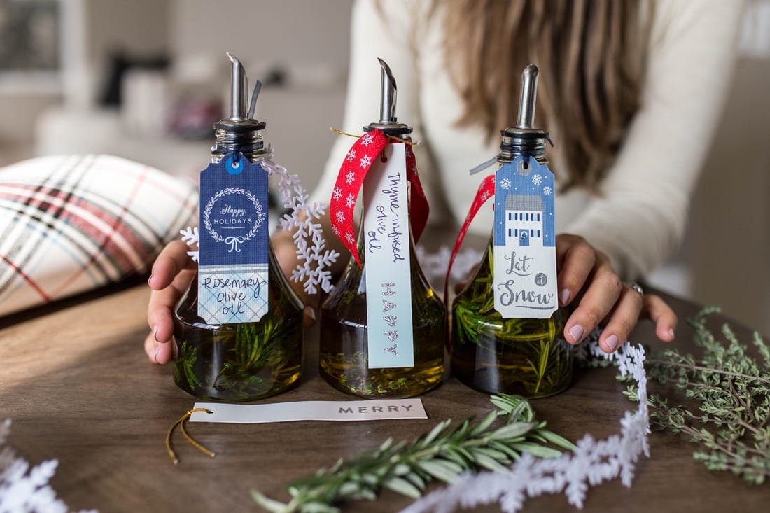 Homemade Infused Olive Oils {DIY Holiday Gift}